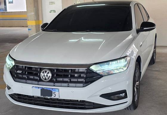 VOLKSWAGEN JETTA 1.4 250 TSI TOTAL FLEX R-LINE TIPTRONIC VOLKSWAGEN JETTA 1.4 250 TSI TOTAL FLEX R-LINE TIPTRONIC